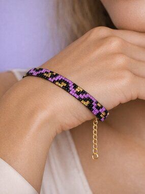 Purple Black and Gold Leppard Print  Cheeta Pattern Seed Bead  Bracelet